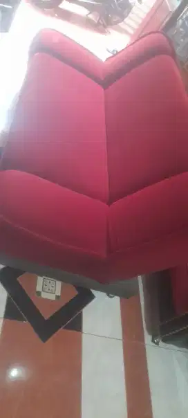 Sofa Bad  masih mulus 100%