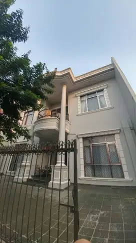 Kost Putri Gaelio BSD Anggrek Loka dekat eka hospital