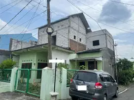 Rumah Hitung Tanah Di Jalan Mutiara Driyorejo Gresik