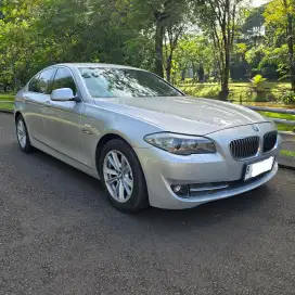 BMW 520D diesel th 2011 silver