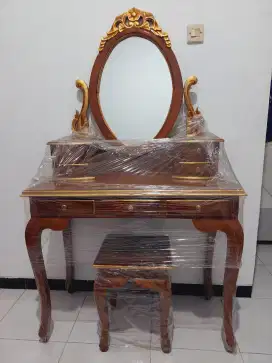 Meja Rias Jati Jepara