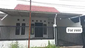 Disewakan Cepat Rumah Bagus Siap Huni Manyar Jaya