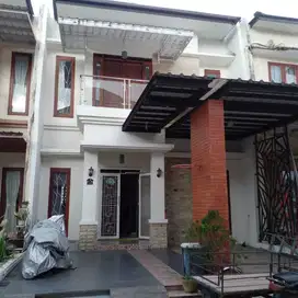Jual Rumah dalam Komplek Jl.Flamboyan