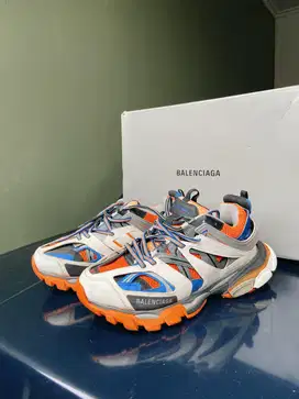 Balenciaga track sneakers original