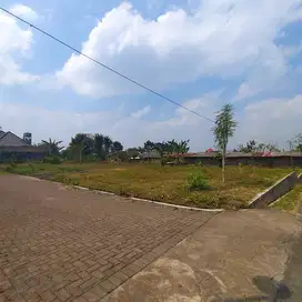 TANAH POJOK  PINGGIR JALAN KARANGPLOSO