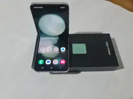 Samsung Z Flip5 5G 8/256 gb no minus mulus lengkap