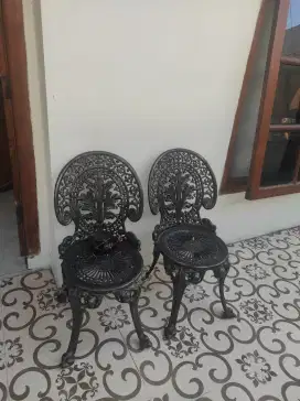 DIJUAL KURSI TAMAN BESI COR