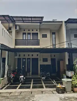 Rumah 2 lantai dijual dengan harga dibawah pasaran dan Negotiable