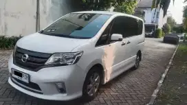 Nissan Serena HWS AT 2013 Putih