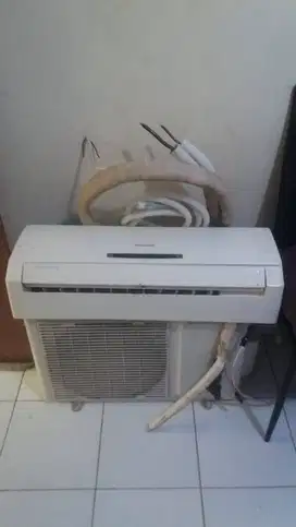 Jual AC 1/2 PK Second