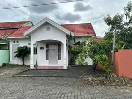 Dijual Rumah Komplek Rina Karya Permai Km.8