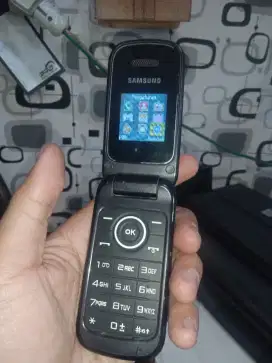 Dijual Samsung GT-E1195 (1 Sim) Sama Carger