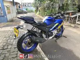 R15 V2 TAHUN 2016 TOP GANTENG