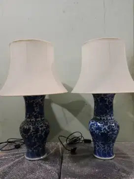 Lampu Meja Keramik