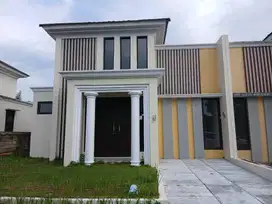 Disewakan Rumah Baru Di Kawasan Premium