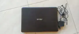 Laptop Vivoboox max X441B