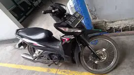 HONDA REVO FIT PGM-FI 2017