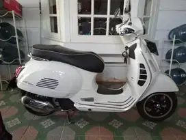 Dijual Cepat Vespa GTS 150 Igets ABS 2022