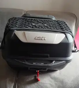 Box Givi e43adv plus braket nmax old