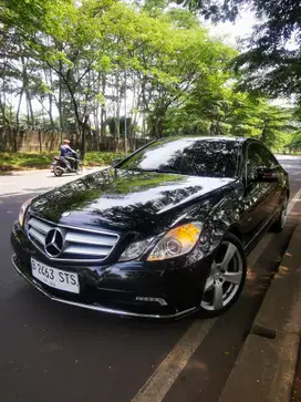 Mercedes-Benz E-Class 2010 Bensin