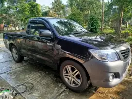 Hilux 2kd single diesel 2013