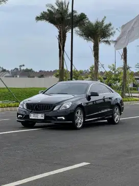 Mercedez-benz e250 coupe 2011 mercy tdp 5 juta