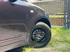 Suzuki swift st 2010