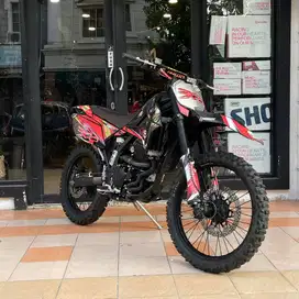 KAWASAKI D-TRACKER 2017 MULUS MODIF JUGA BARANG STD ADA SIAP TRABAS