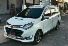 Daihatsu Sigra R Deluxe AT 2017 Putih