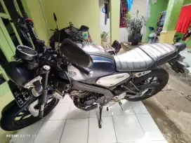 Yamaha xsr 155 tahun 2022