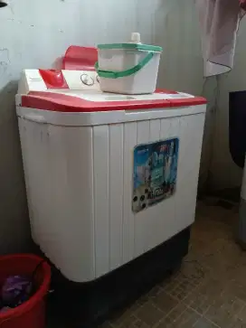 MESIN CUCI DENPOO 2 TABUNG