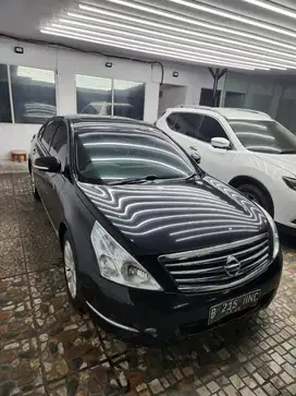Nissan Teana 2010 Bensin