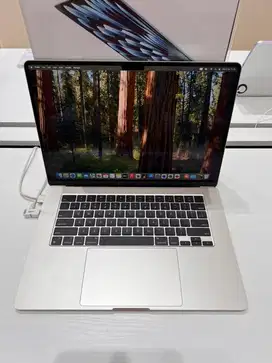 MacBook Air 15 inci PROMO CICILAN BUNGA RENDAH BEBAS 2 KALI ANGSURAN