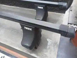 Thule Roof Rack Cross Bar