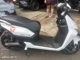 Yadea T9 dijual barang mulus jarang pake