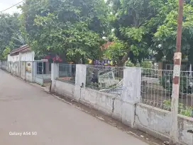 BANGUNAN 2 RUMAH DAN TANAH (LT 887m)
