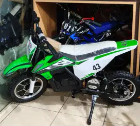 Baru - Mainan Anak Motor Aki X - Trail Yukita 968