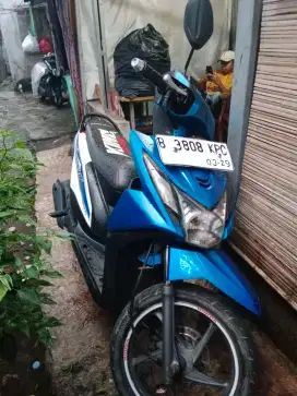 Beat fi biru putih 2014