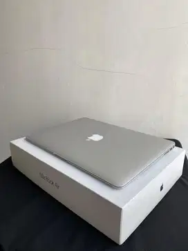 Macbook Air 13inch, 4/256GB, Core i5 - 2015