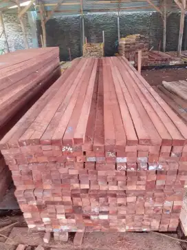 Dijual  kayu kaso balok papan perkubik