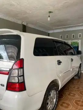 Dijual Mobil Inova Bensin Tahun 2013