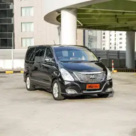 Hyundai H1 Royale 2.4 bensin 2015 hitam automatic