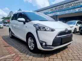 HARGA MURAH!! TOYOTA SIENTA 1.5 G MT MANUAL 2016 PUTIH