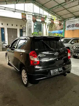 Dp 11 jta Toyota Etios valco G 1.3 Manual 2015 km 70 ribuan