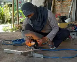 JASA TUKANG LAS & BANGUNAN