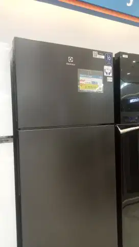 FREE 1 × CICILAN KULKAS ELECTROLUX 2 DOOR 460L