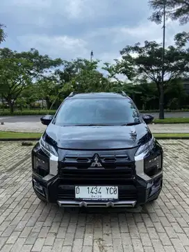 MITSUBISHI XPANDER CROSS PLUS AT 1.5 HITAM 2023 BANDUNG MATIC