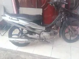 Kharisma x 2004 125 cc