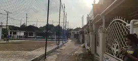 Rumah 2 lantai, lokasi strategis, 3 kamar dan murah banget