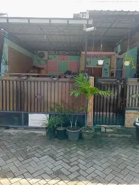 Rumah Murah di Graha Naila - Gresik